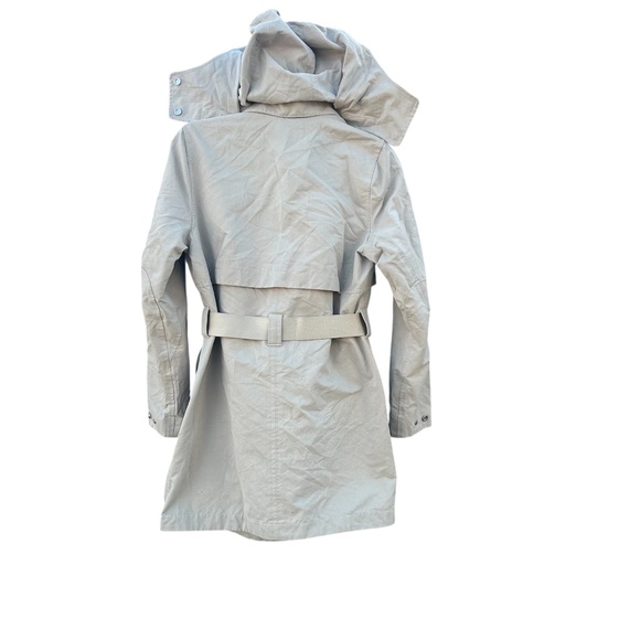 Lululemon Water Resistant Always There Short Trench Coat Size 6 - Picture 7 of 15